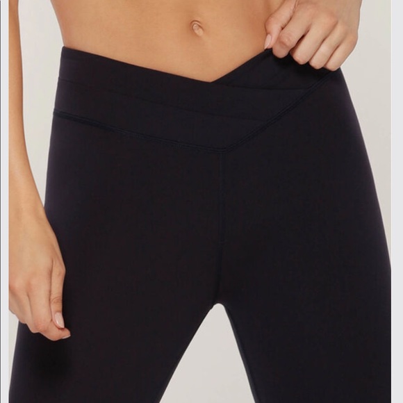 Lorna Jane Leggings - Picture 3 of 11